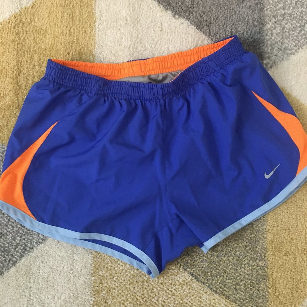 Nike Tempo Shorts, Size XS/S